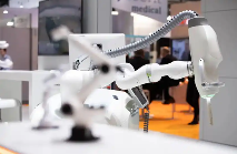 百年机器人巨头突然裁员560人，背后原因竟与汽车行业有关(图3)