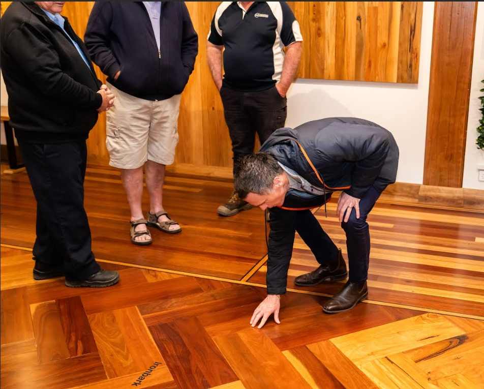 新州州长面临艰难抉择：考拉公园扩建关乎木材行业与社区未来(图3)