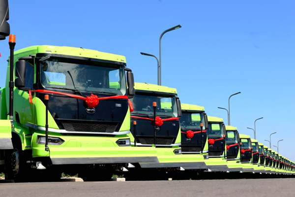 盈峰环境38台新能源环卫车交付郑州助力绿色城市建设 - 良天资讯