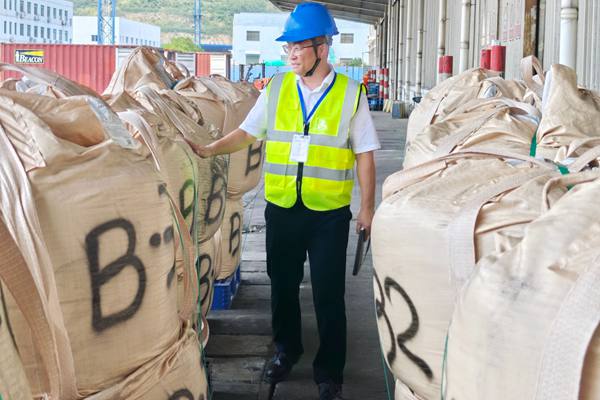 我国首单锂离子电池再生黑粉原料顺利通关 - 良天资讯