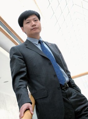 从游戏巨头到地产大亨，揭秘10位富豪创业成功的惊人内幕(图4)