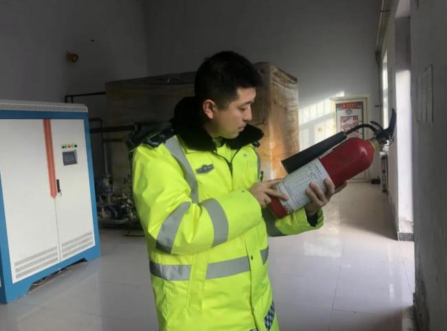 高速公路卫士的十五年坚守：平凡岗位上的责任与担当(图1)