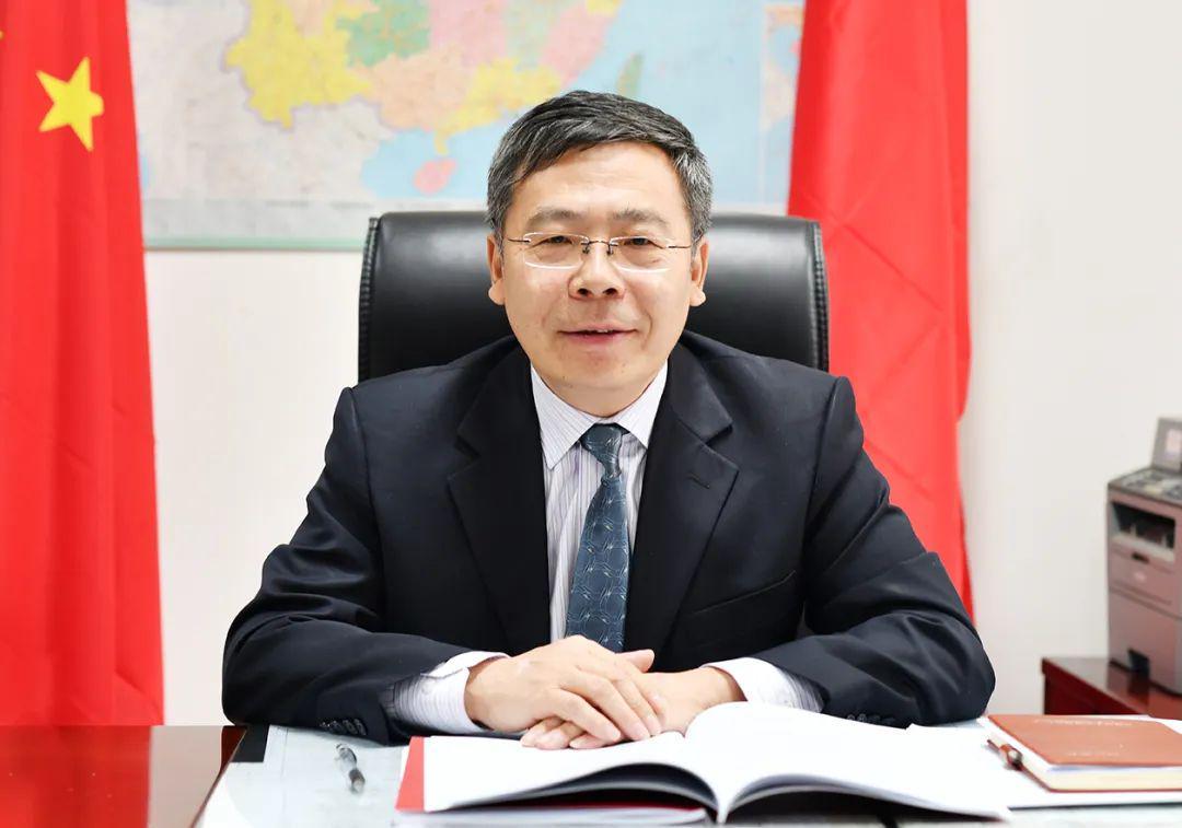 建材行业稳增长机遇与挑战并存，绿色转型与基建投资成关键驱动力(图1)